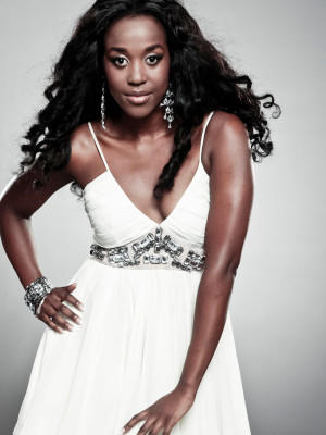 X Factor 2011 Top 12 Kandidaten mit Juroren X Factor 2011 Top 12 Kandidaten mit Juroren