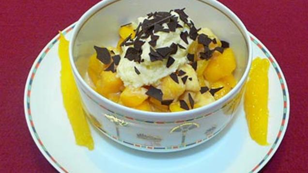 Rezept: Afrikanischer Früchte-Amarula-Traum mit Kokossahne Rezept: Afrikanischer Früchte-Amarula-Traum mit Kokossahne