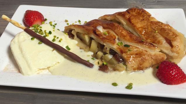 Rezept: Apfelstrudel mit Vanilleeis Rezept: Apfelstrudel mit Vanilleeis