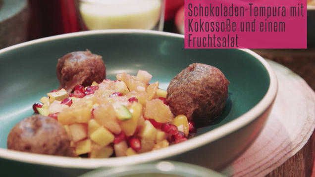 Rezept: Frittierte Schokolade an Fruchtsalat mit Kokossoße Rezept: Frittierte Schokolade an Fruchtsalat mit Kokossoße