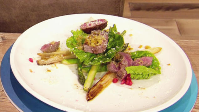 Rezept: Spargelsalat mit Rinderfiletstreifen (Stefan Mross) Rezept: Spargelsalat mit Rinderfiletstreifen (Stefan Mross)