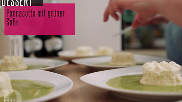 Rezept: Maracuja-Panna-Cotta mit grüner Soße Rezept: Maracuja-Panna-Cotta mit grüner Soße