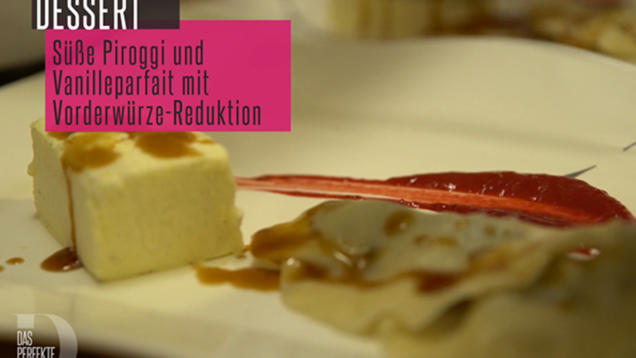 Rezept: Süße Pierogi auf Himbeerspiegel mit Vanilleparfait und Vorderwürzereduktion Rezept: Süße Pierogi auf Himbeerspiegel mit Vanilleparfait und Vorderwürzereduktion