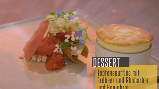 Rezept: Topfensoufflée | Erdbeere | Honigbrot (Thomas Bühner) Rezept: Topfensoufflée | Erdbeere | Honigbrot (Thomas Bühner)