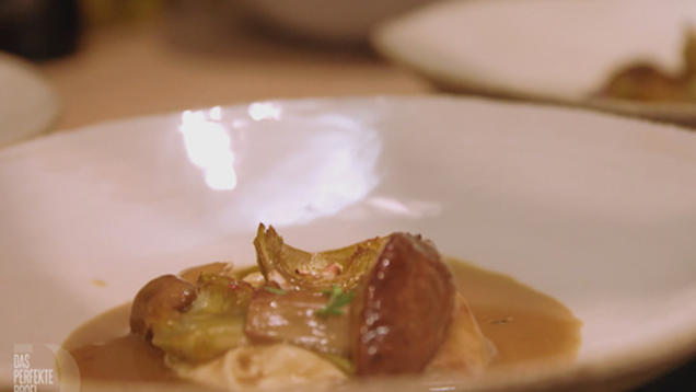 Rezept: Fisser Gerste und sautierte Steinpilze mit Sauce (Paul Ivic) Rezept: Fisser Gerste und sautierte Steinpilze mit Sauce (Paul Ivic)