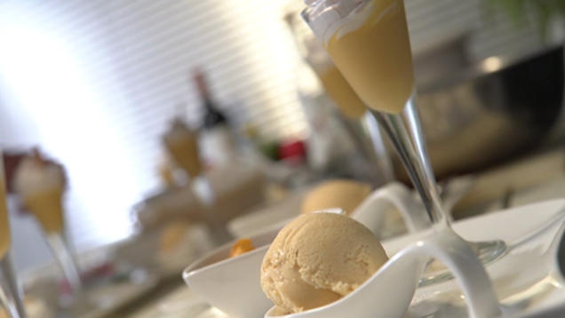 Rezept: Suspiro de Limena, Picarones und Lucuma Eis Rezept: Suspiro de Limena, Picarones und Lucuma Eis