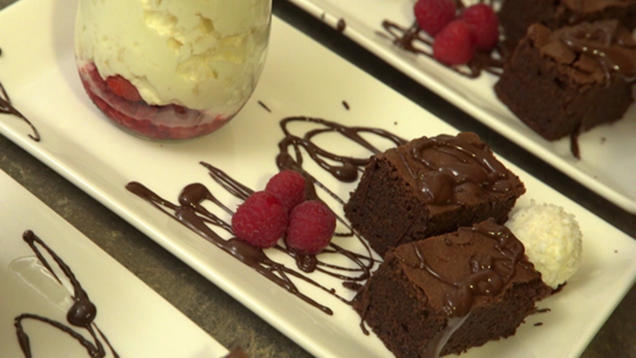 Rezept: Brownie mit Rafaellocreme Rezept: Brownie mit Rafaellocreme