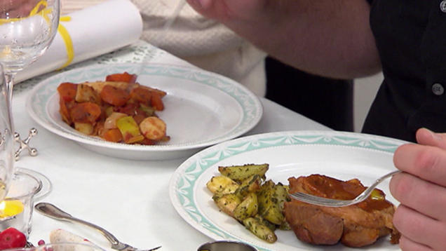 Rezept: Ossobuco mit pestorisierten Kartoffelecken Rezept: Ossobuco mit pestorisierten Kartoffelecken