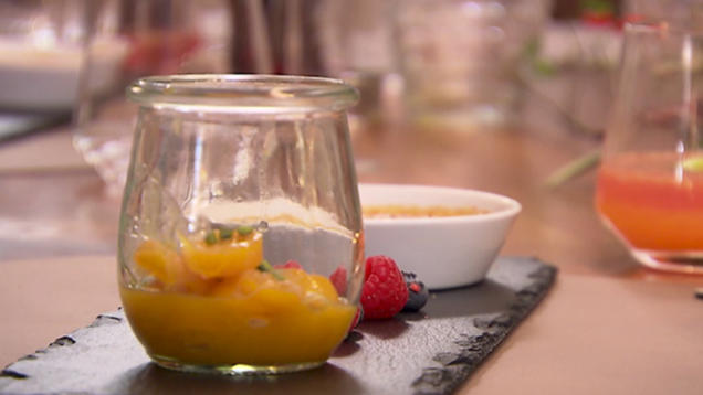 Rezept: Crème brûlée von der Tonkabohne Rezept: Crème brûlée von der Tonkabohne