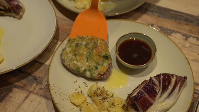 Rezept: Filet von Simmenthaler Fleckvieh und Wagyu Rezept: Filet von Simmenthaler Fleckvieh und Wagyu