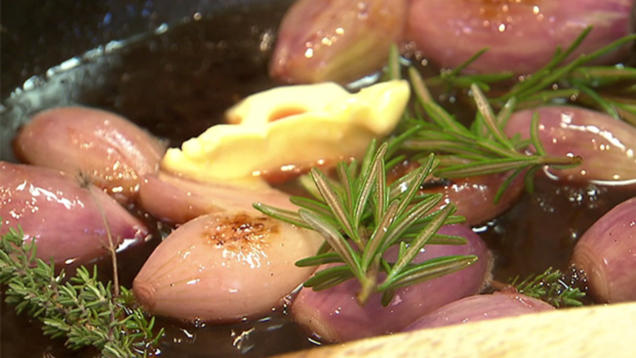 Rezept: Kalb | Rotwein | Püree | Schupfnudel Rezept: Kalb | Rotwein | Püree | Schupfnudel