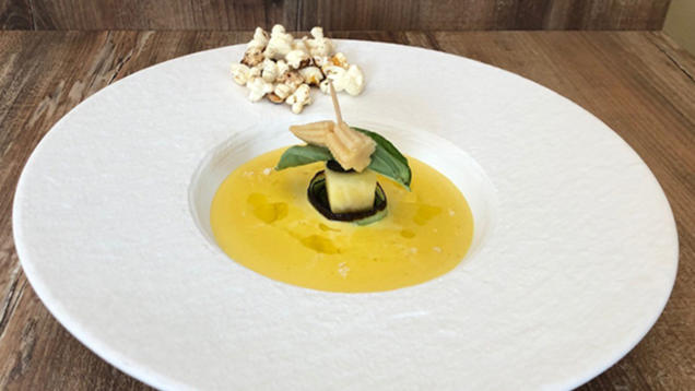 Rezept: Lauch-Mais-Suppe mit Popcorn (Bastian Bielendorfer) Rezept: Lauch-Mais-Suppe mit Popcorn (Bastian Bielendorfer)