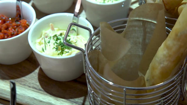 Rezept: Meze mit Zigaretten-Börek Rezept: Meze mit Zigaretten-Börek