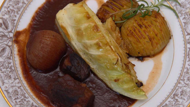 Rezept: Stifado und Erpeln, arrangiert Rezept: Stifado und Erpeln, arrangiert