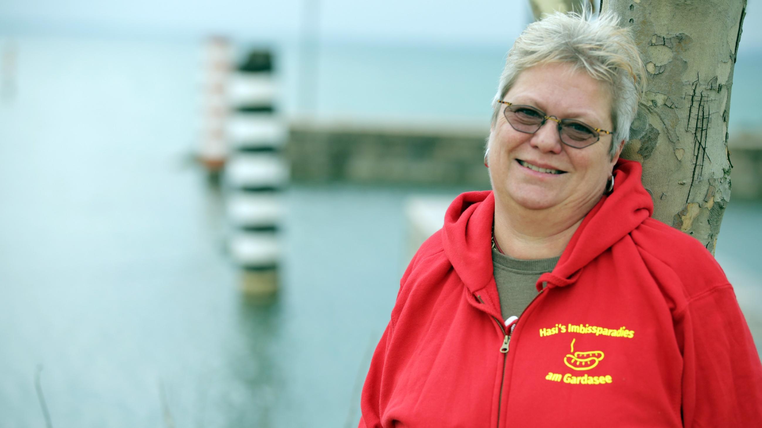 Goodbye Deutschland: Corona-Sorge bei Anke "Hasi" Leithäuser Corona-Sorge bei Anke Leithäuser am Gardasee