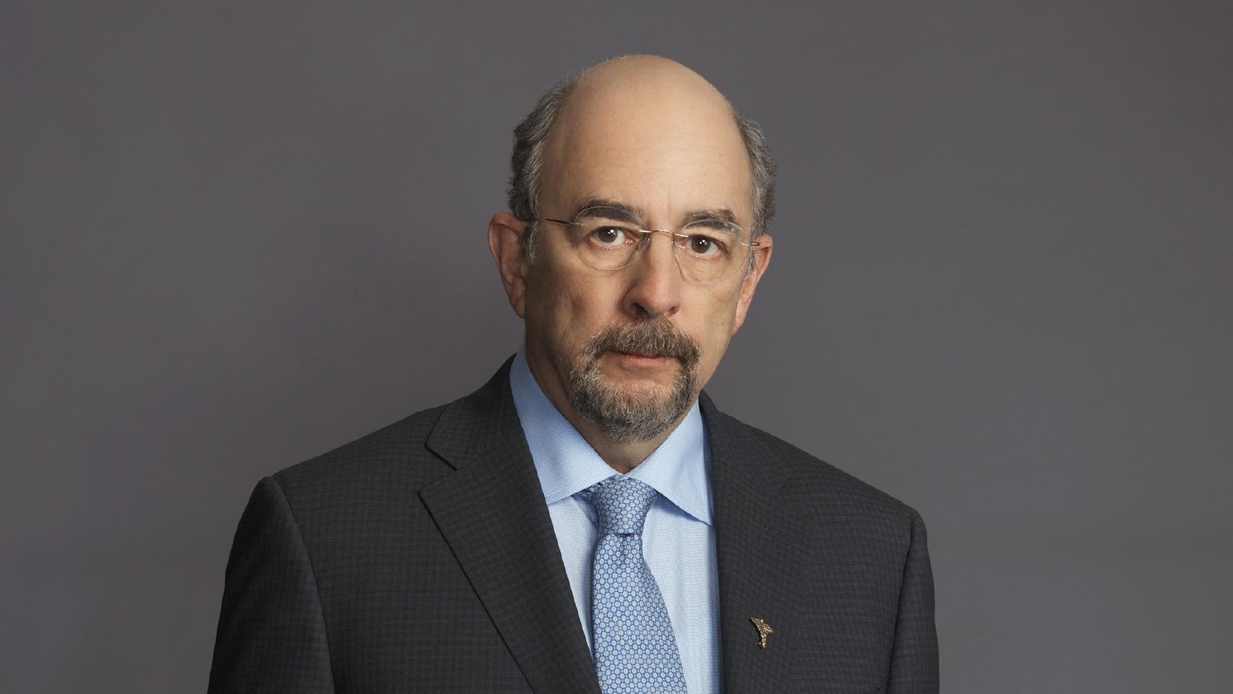 The Good Doctor Richard Schiff spielt Dr. Aaron Glassman