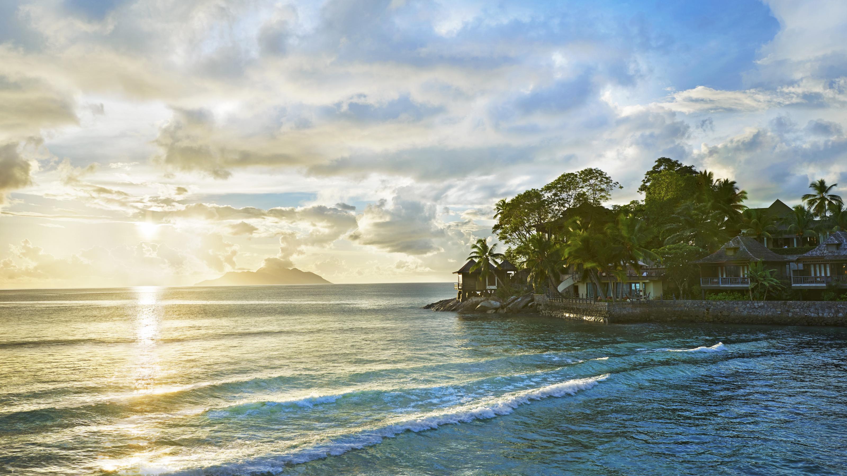4 Hochzeiten und eine Traumreise: Entspannung pur auf den Seychellen Das 5 Sterne Hilton Northolme auf den Seychellen.