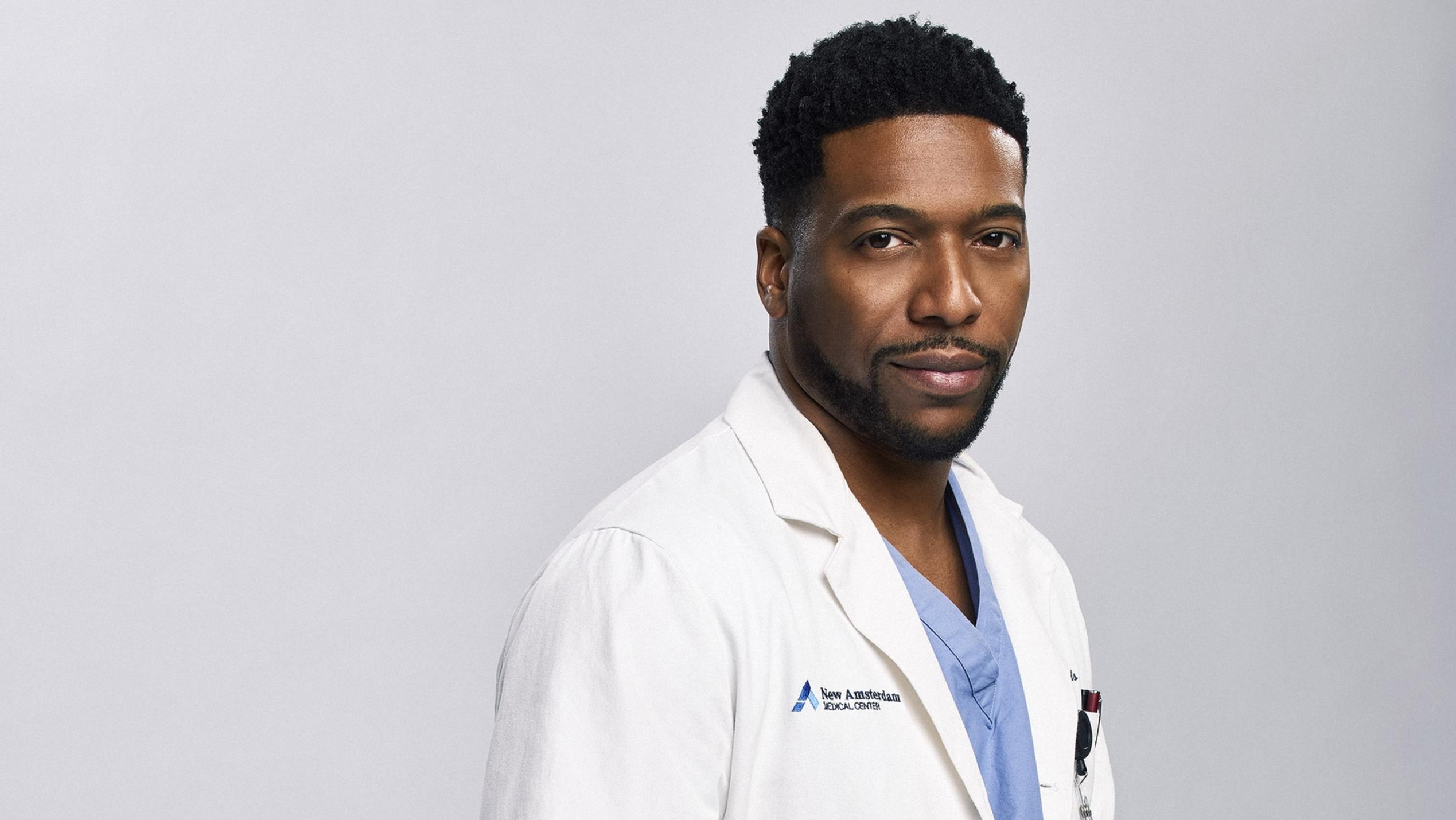 New Amsterdam: Jocko Sims spielt Dr. Floyd Reynolds Dr. Floyd Reynolds (Jocko Sims)