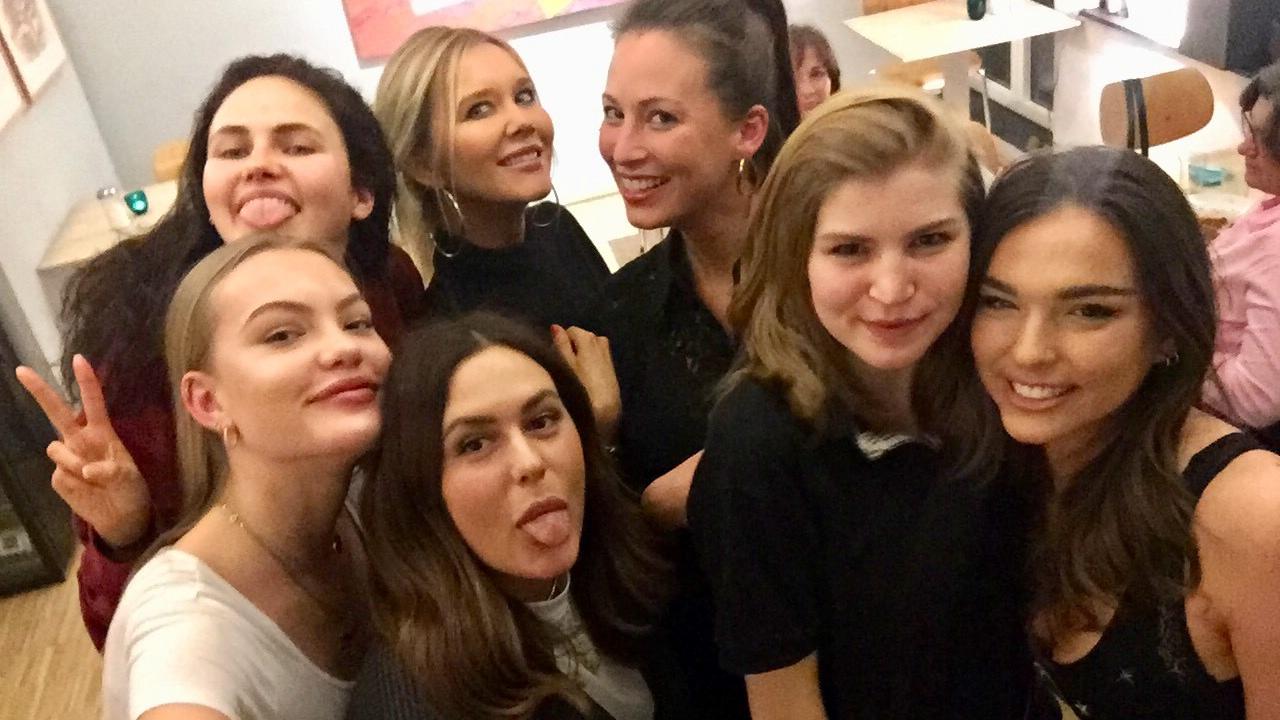„7 Töchter“ mit Lilith Becker & Caroline Bosbach im VOX-Livestream oder auf Abruf bei TVNOW schauen Die "7 Töchter" der gleichnamigen VOX-Sendung