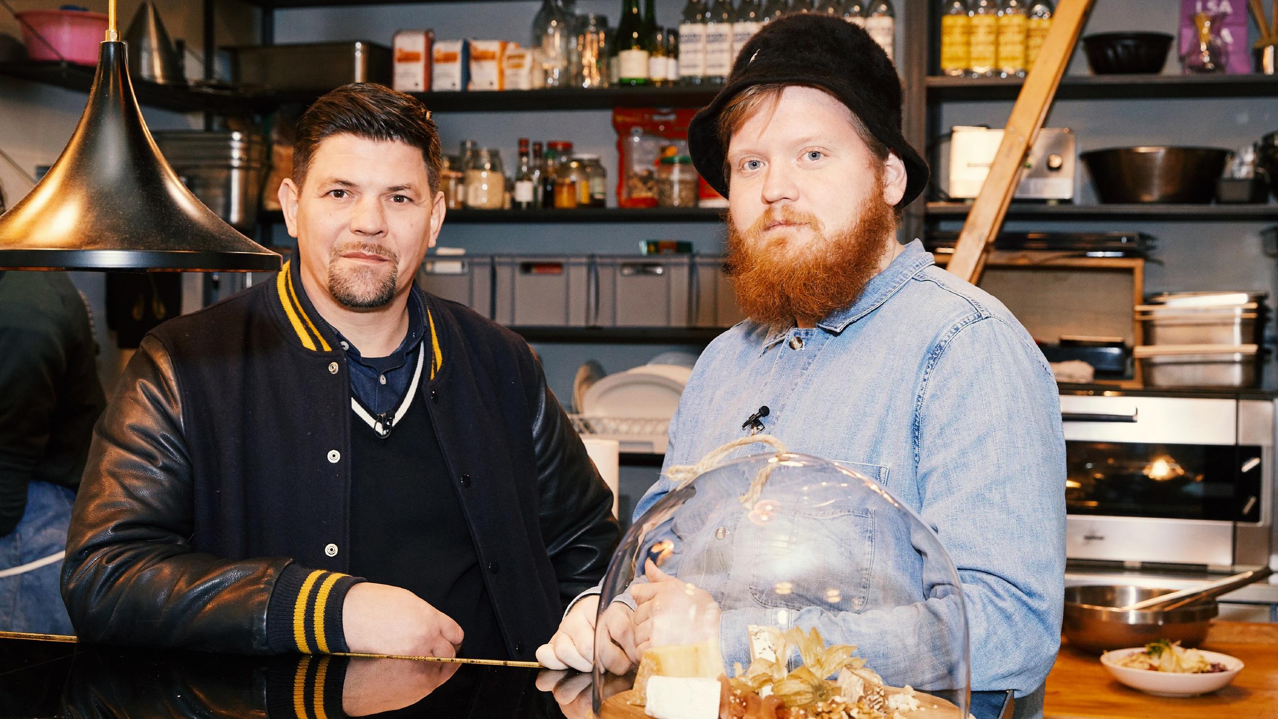 Kitchen Impossible: Starkoch Lukas Mraz nimmt es mit Tim Mälzer auf Tim Mälzer vs. Lukas Mraz