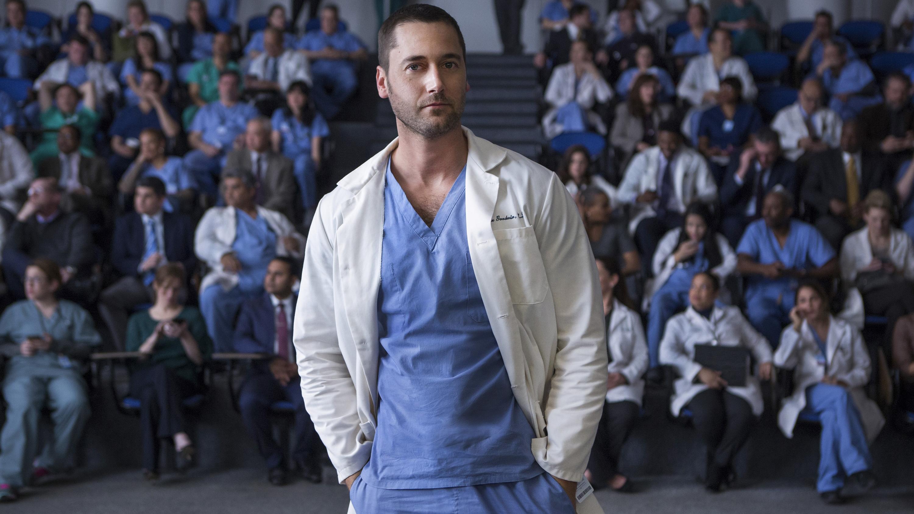 New Amsterdam: Der turbulente Krankenhaus-Alltag Dr. Max Goodwin (Ryan Eggold)