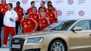 Noch 'nen Porsche, Herr Overath? Noch 'nen Porsche, Herr Overath?