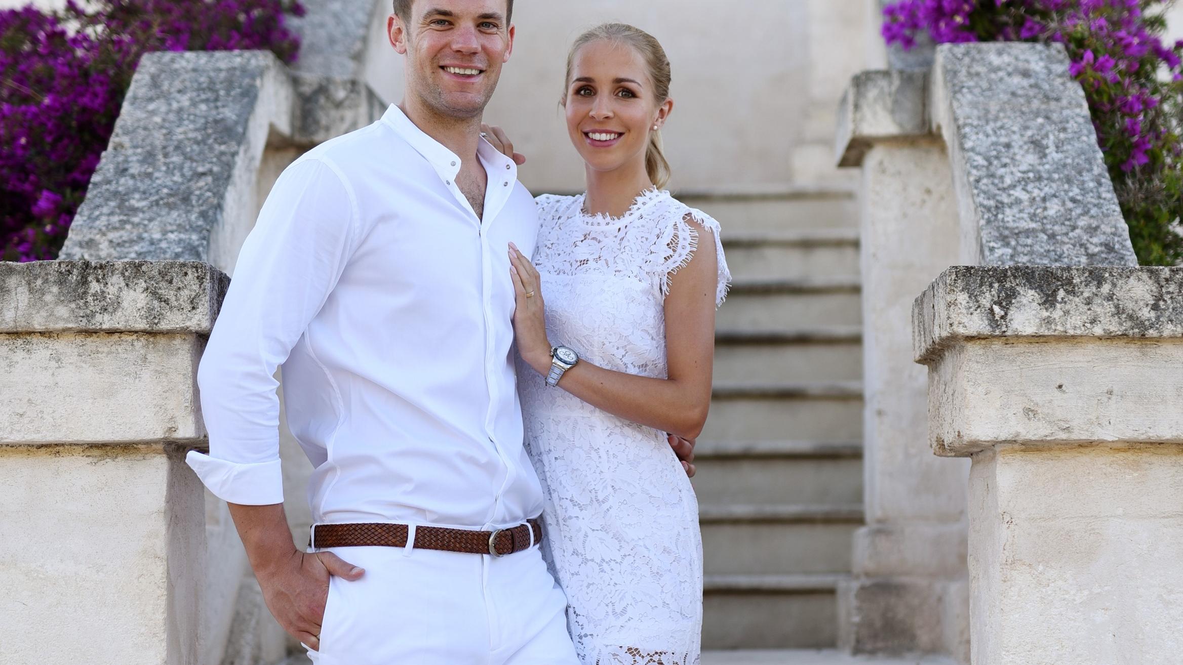 Manuel Neuer: So sah Ninas Hochzeitskleid Nummer VIER aus Kleid Nummer vier von Braut Nina Neuer