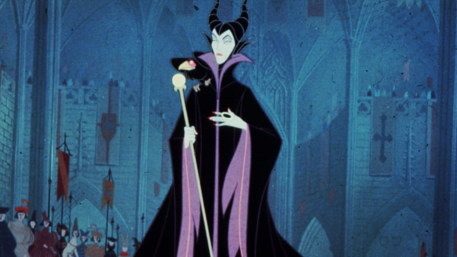 Disney enthüllt: SO wurde aus Angelina Jolie die böse Fee in "Maleficent" Malefiz in Disney's "Dornröschen"