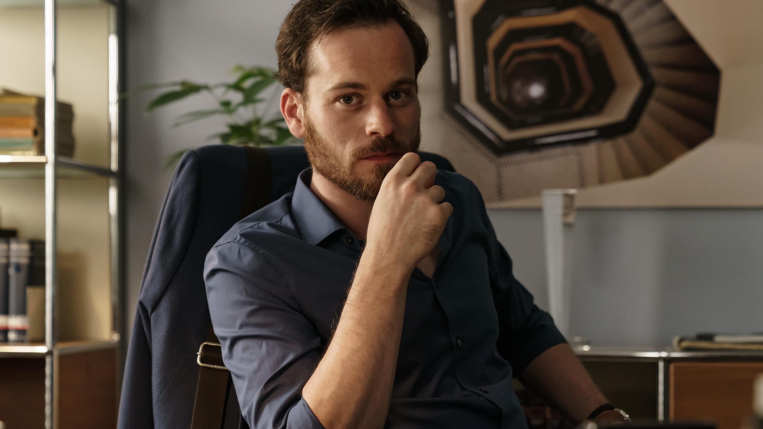 Rampensau: Florian Bartholomäi spielt Bastian Tess Florian Bartholomäi spielt Schuldirektor Bastian Tess