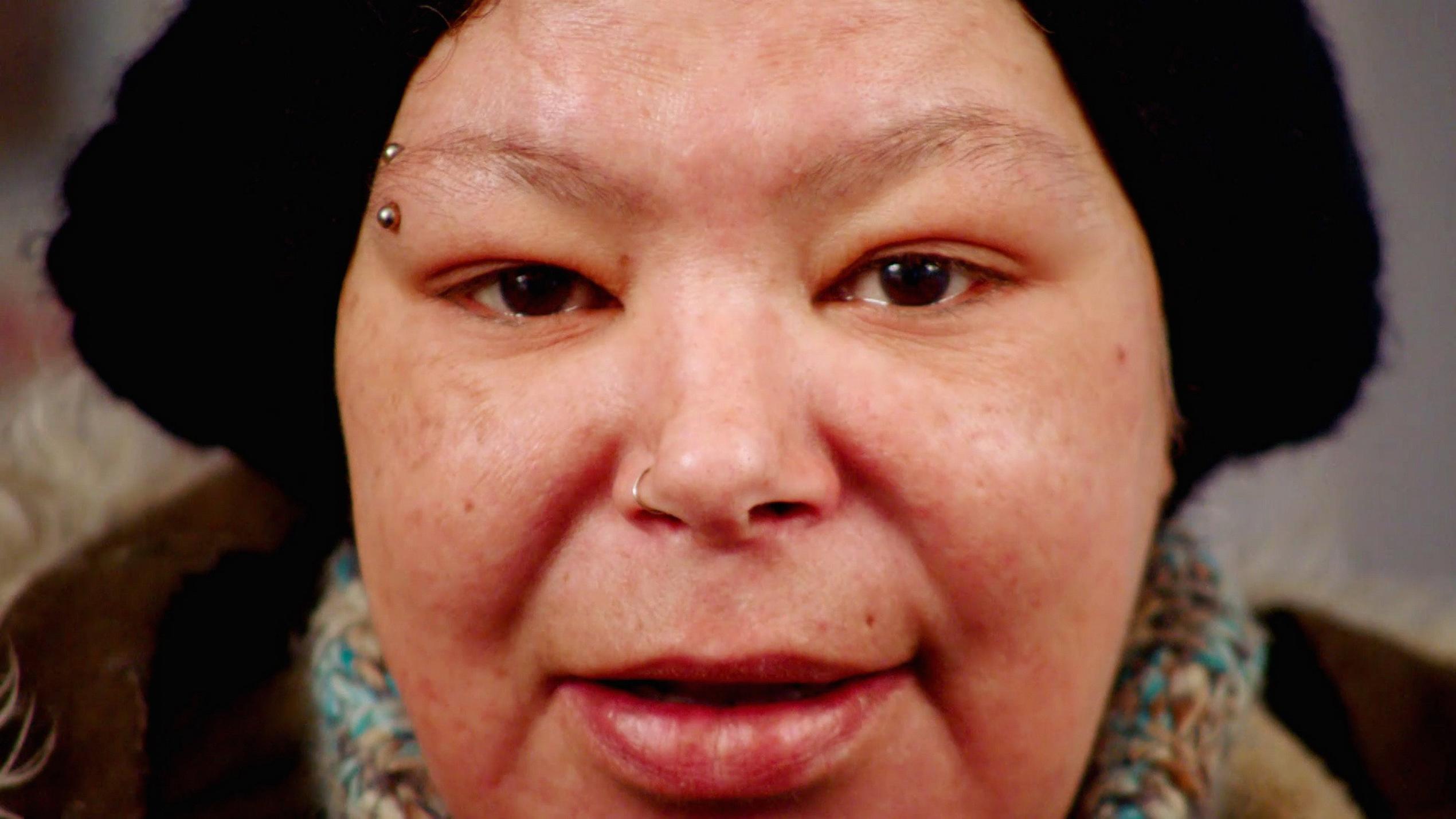 Start der VOX-Doku-Reihe „Obdachlos – Einzug in ein neues Leben“ am 11.02. Ela ist seit ihrer Kindheit in einem Kreislauf aus Sucht und Prostitution gefangen