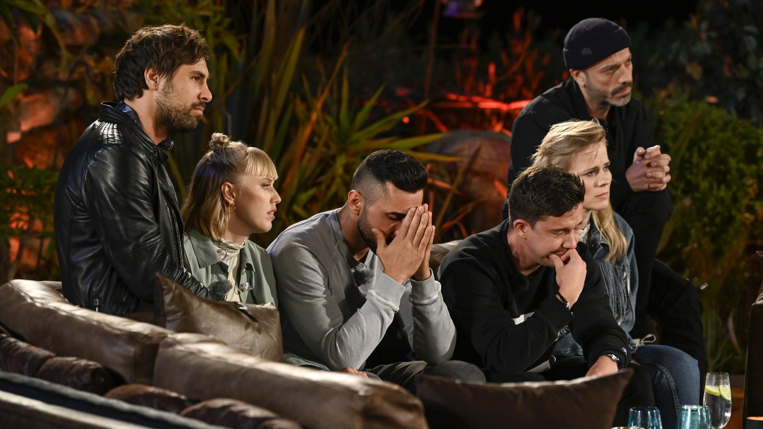 Sing meinen Song 2020: Michael Patrick Kelly blickt auf die 4. Folge zurück V.l.: Max Giesinger, LEA, MoTrip, Nico Santos, Ilse DeLange, Jan PlewkaDie Verwendung des sendungsbezogenen Materials ist nur mit dem Hinweis und Verlinkung auf TVNOW gestattet.
