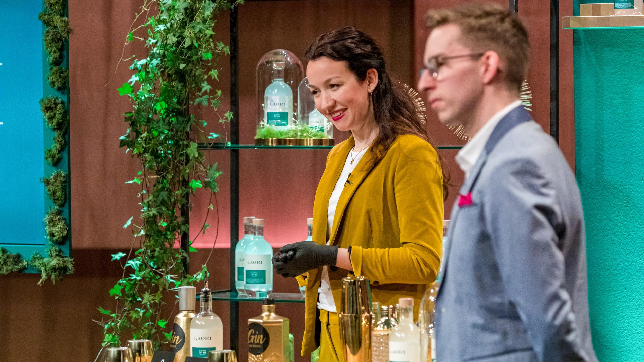 Die Höhle der Löwen 2021: Am 3. Mai pitchen primoza, Ndeyefoods, ajuma, Laori und SmartQ Laori: Alkoholfreier Gin