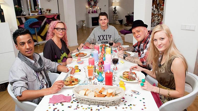 So spannend wird das Muttertags-Special Die Runde des Promi Dinners am Muttertag