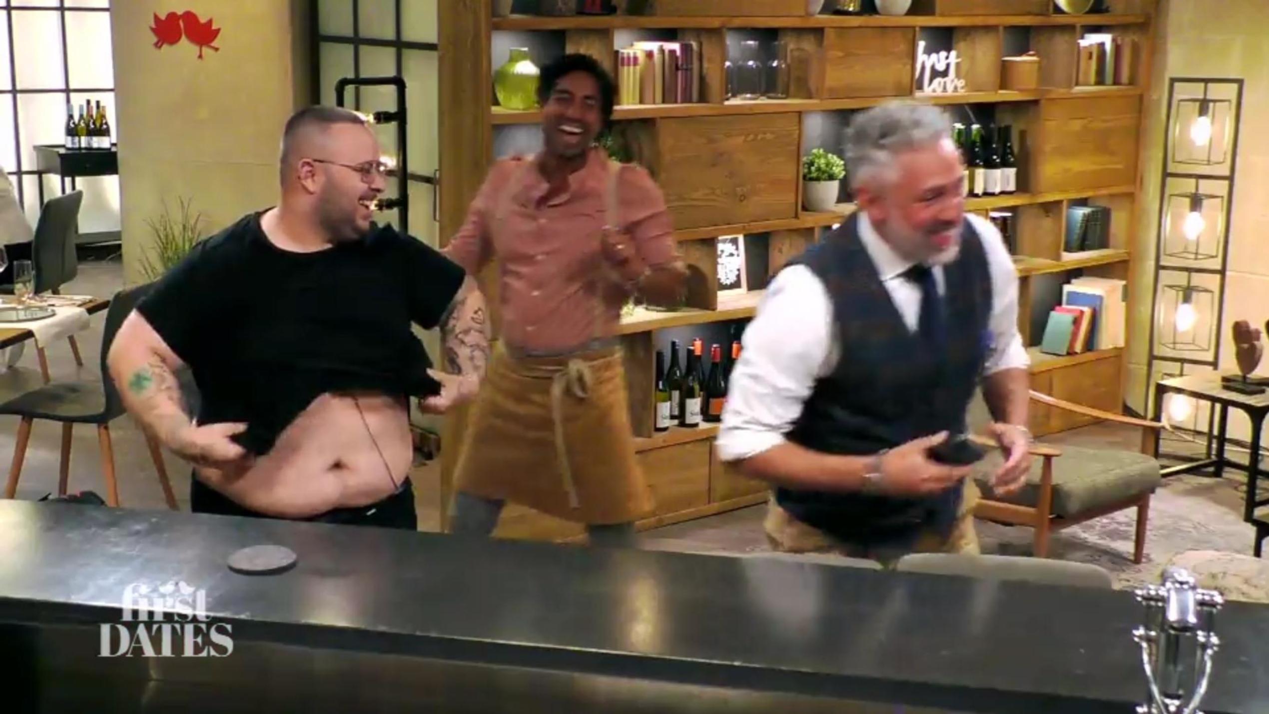 Ist das hier das „First Dates"-Restaurant oder eine Umkleide? Das ist der Humor, den Männer mögen