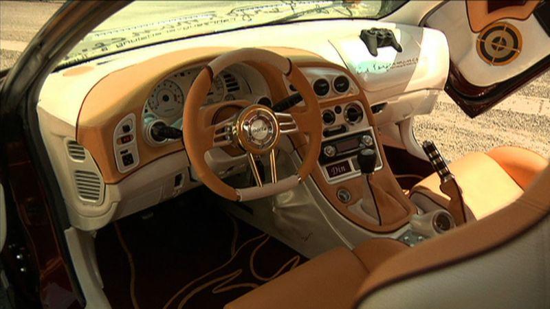Mitsubishi Eclipse Ein Mitsubishi Eclipse hat sich für auto mobil herausgeputzt