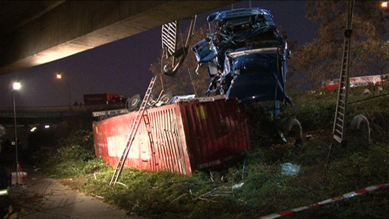 Unfallakte Hamburger Hafen LKW-Unfall im Hamburger Hafen