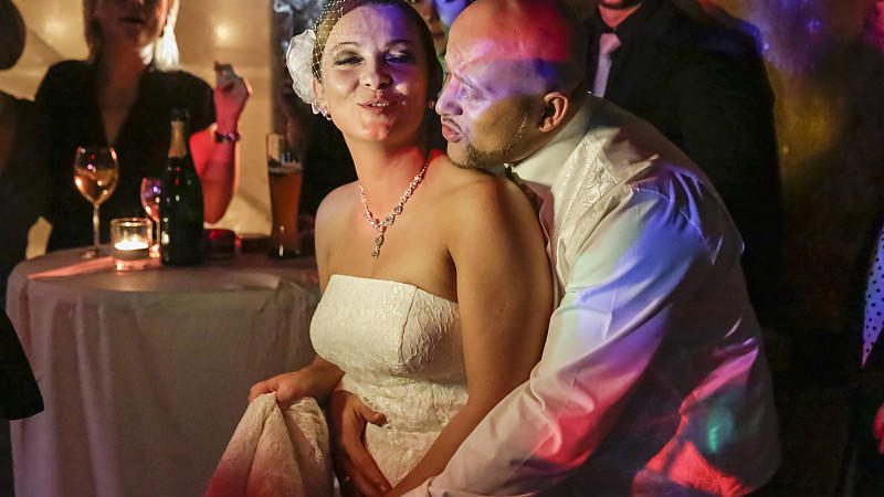 4 Hochzeiten - 4 verschiedene Feiern 4 Hochzeiten - 4 verschiedene Feiern