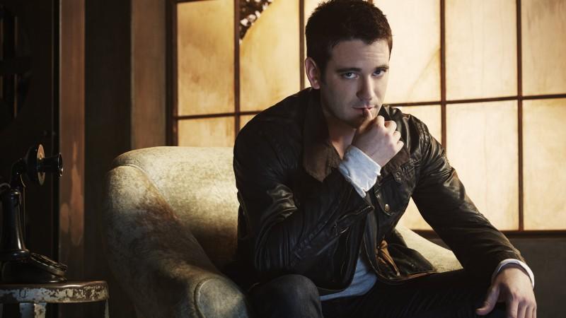 Arrow: Colin Donnell spielt Tommy Merlyn - Olivers besten Freund Colin Donnell spielt Tommy Merlyn