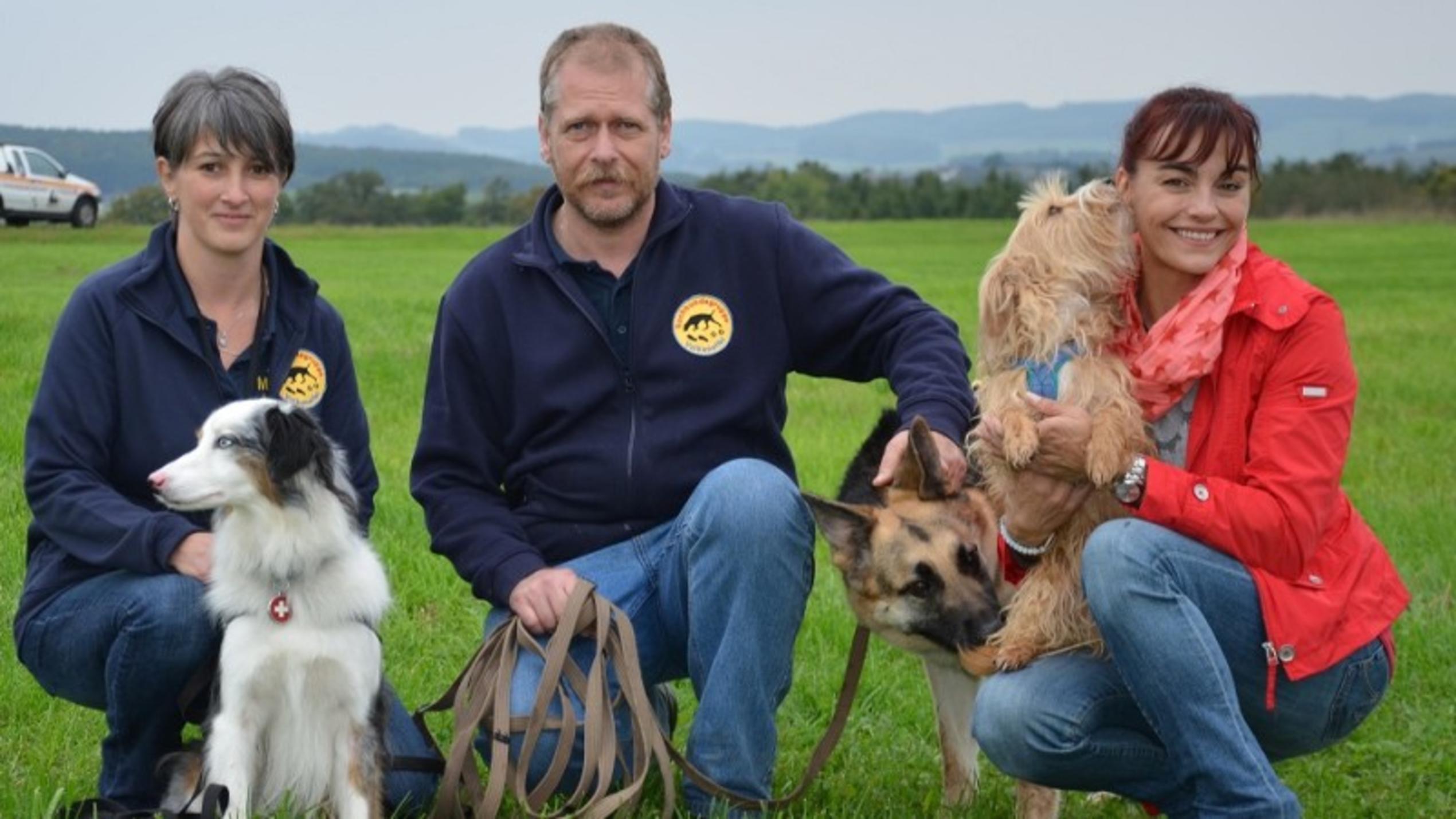 Vorschau hundkatzemaus Diana Eichhorn Tiersuchhunde