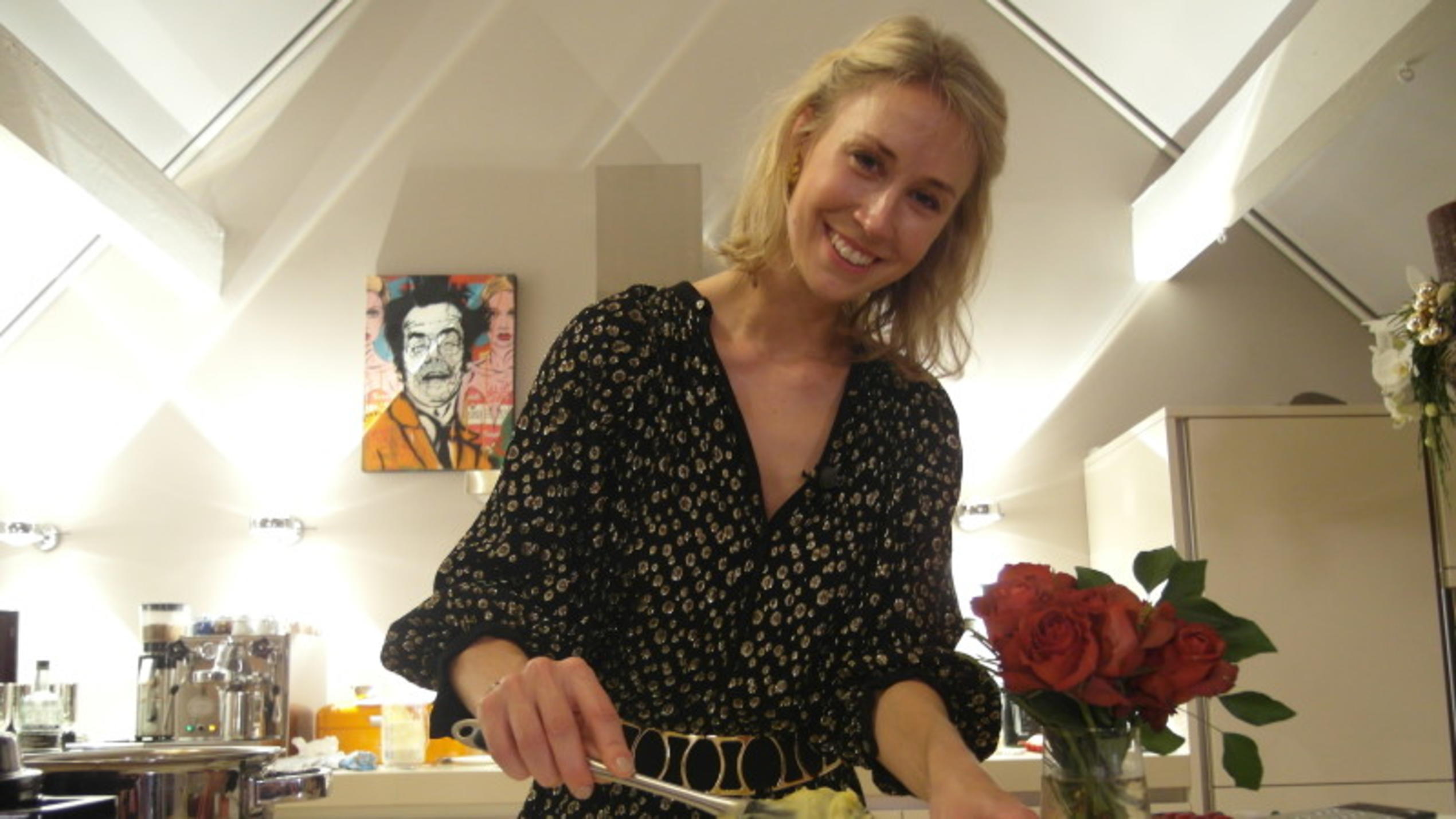 Lernen Sie Caroline kennen! "Das perfekte Dinner" ist zu Gast in Hamburg - Kandidatin Caroline kocht an Tag zwei