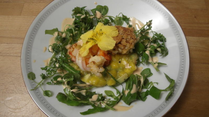 Peter serviert als Vorspeise Zweierlei von der Garnele mit Mango und Avocado Peters Vorspeise bei "Das perfekte Dinner": Zweierlei von der Garnele mit Mango und Avocado