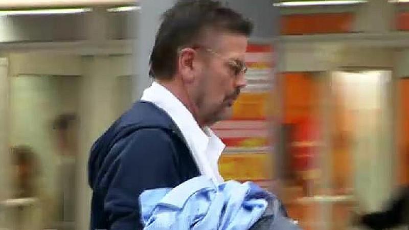 Der Promi der in Bergisch Gladbach durchs Bild lief, war ... Günther Klum, der Vater von Topmodel Heidi Klum