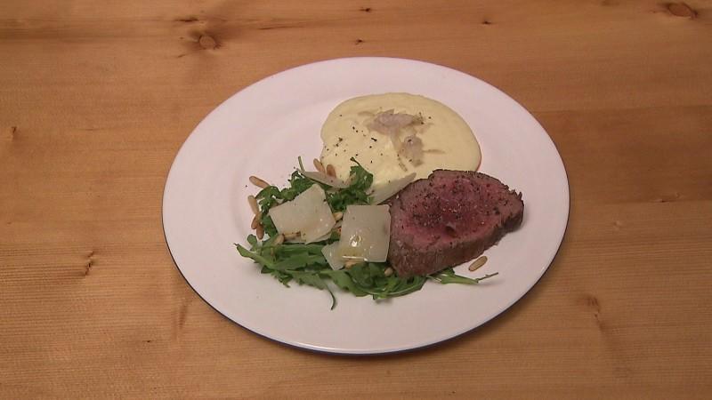 Maxi Arlands Hauptspeise Maxi Arlands Hauptspeise bei "Das perfekte Promi Dinner"