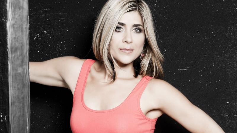 Verhandeln Sie mit Panagiota Petridou! Verhandeln Sie in "Biete Rostlaube, suche Traumauto" mit Panagiota Petridou!