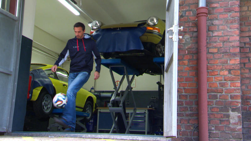 Fußballprofis in der Automobilbranche Martin Stranzl: Zweite Karriere in der Autombilbranche