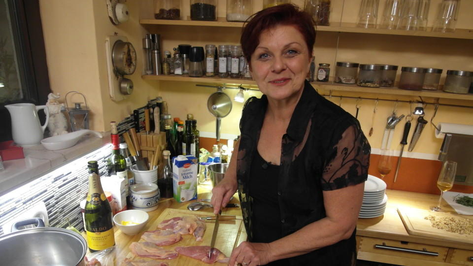 Das perfekte Dinner: Karoline ist ein Profi Das perfekte Dinner: Karoline ist ein Profi