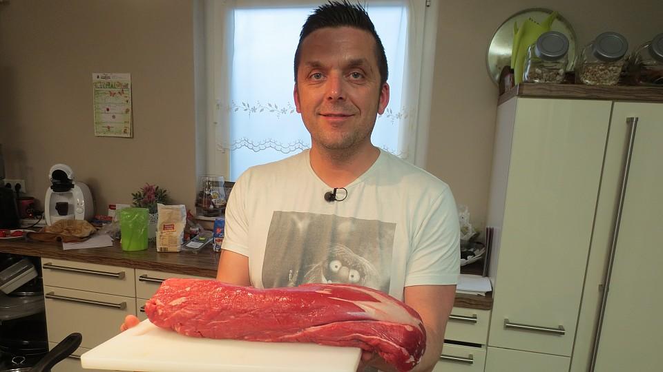 Das perfekte Dinner in Hamburg bei Max: "Ich hab's verkackt!" Dinner Kandidat Max