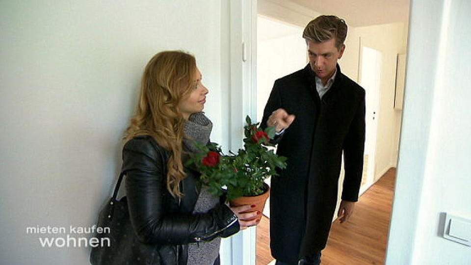 mieten, kaufen, wohnen: Ex-"Bachelor"-Kandidatin Alexandra sucht ihre erste Wohnung mieten, kaufen, wohnen: Hat Robert mit seiner Charmeoffensive tatsächlich Erfolg?