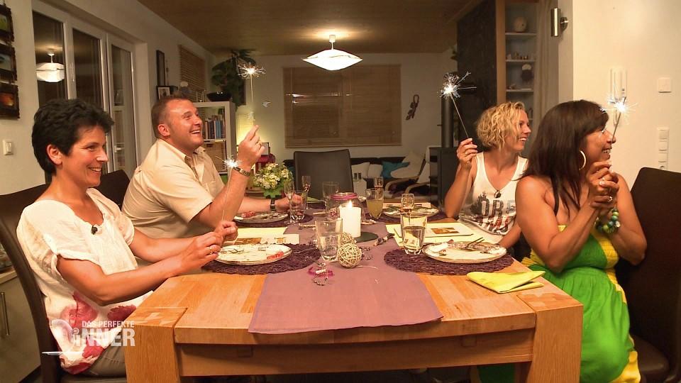 Das perfekte Dinner im Allgäu: Bei Lars herrscht Romantik pur Das perfekte Dinner: Mit dieser Überraschung haben auch die Gäste nicht gerechnet