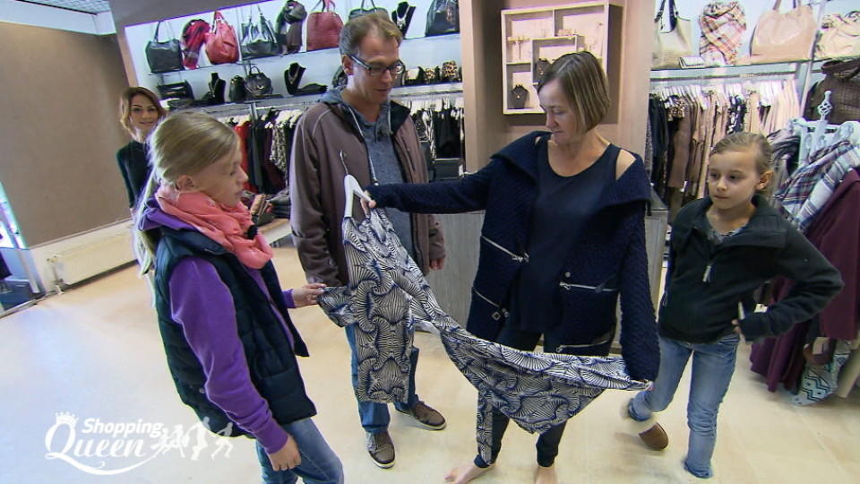 Shopping Queen – Familien-Spezial: Familie Mätzold geht auf gemeinsame Shoppingtour Familie Mätzold geht auf gemeinsame Shoppingtour bei "Shopping Queen" in Hamburg